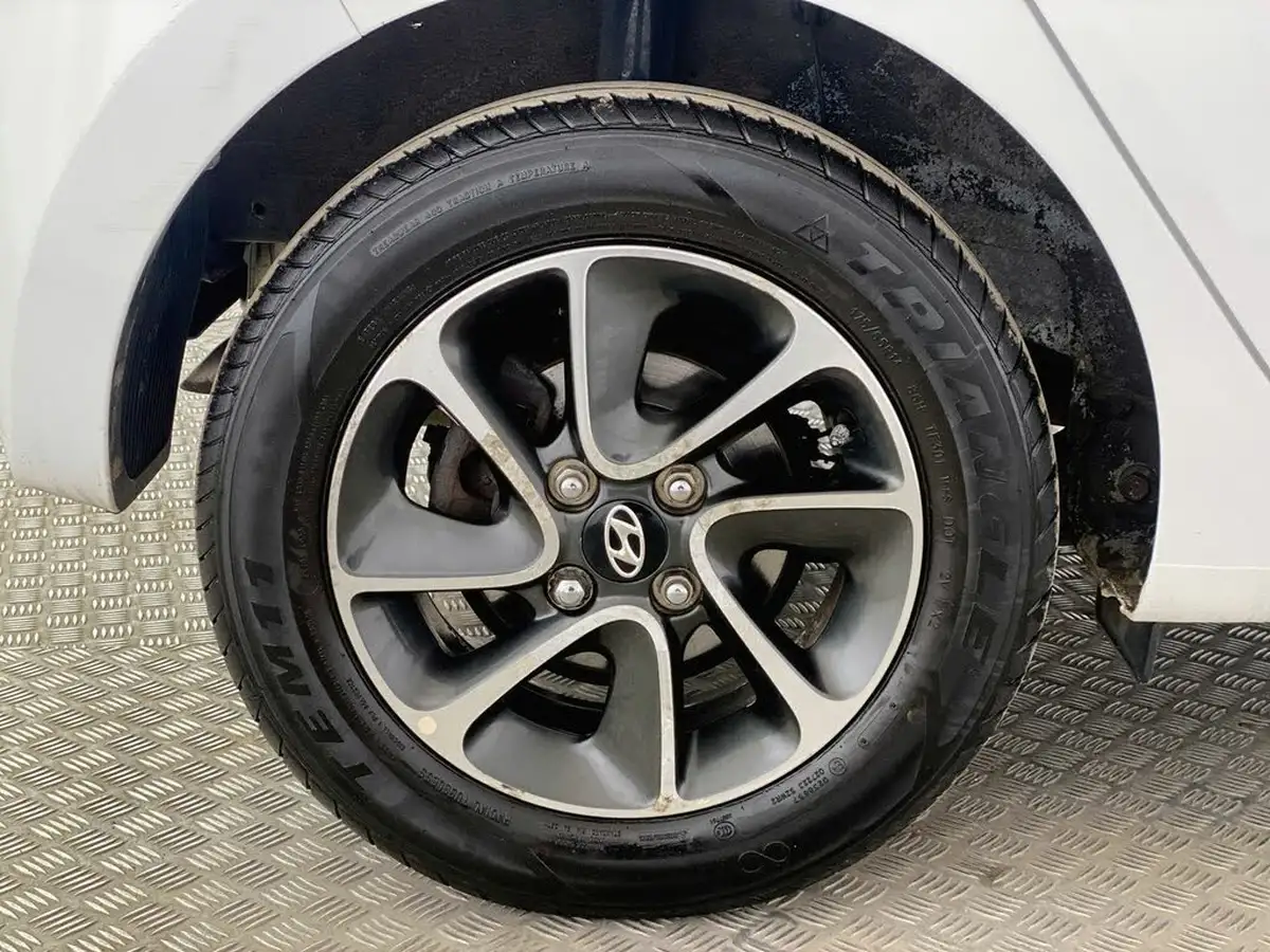 2018-hyundai-i10-10-go-se-67ps-big-9
