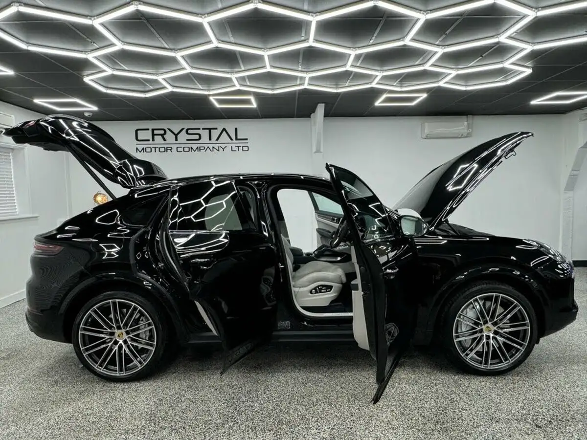 2019-porsche-cayenne-40-v8-turbo-coupe-big-9