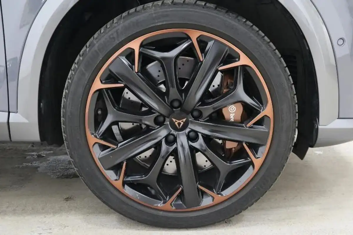 2024-cupra-formentor-20-tsi-vz3-310ps-4drive-big-5
