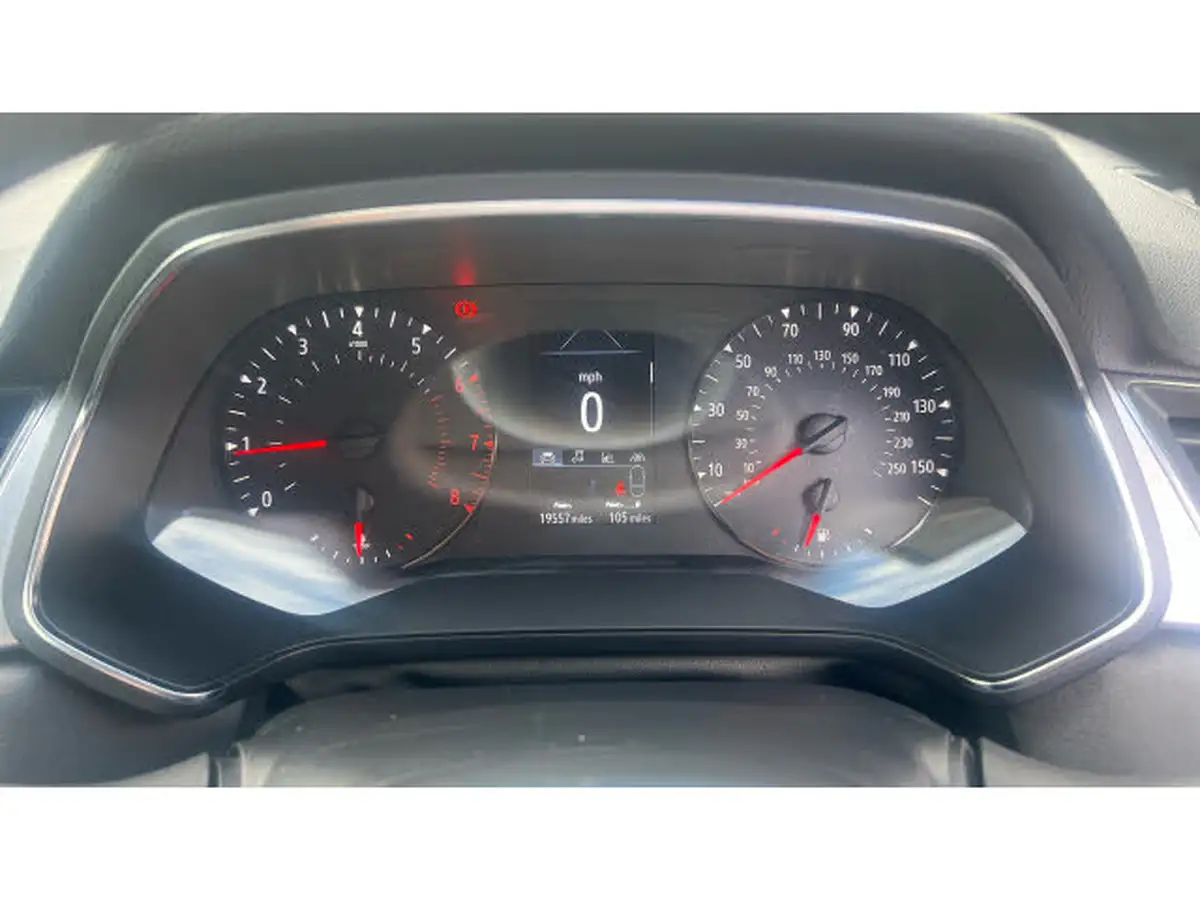 2021-renault-captur-10-tce-play-100bhp-big-17