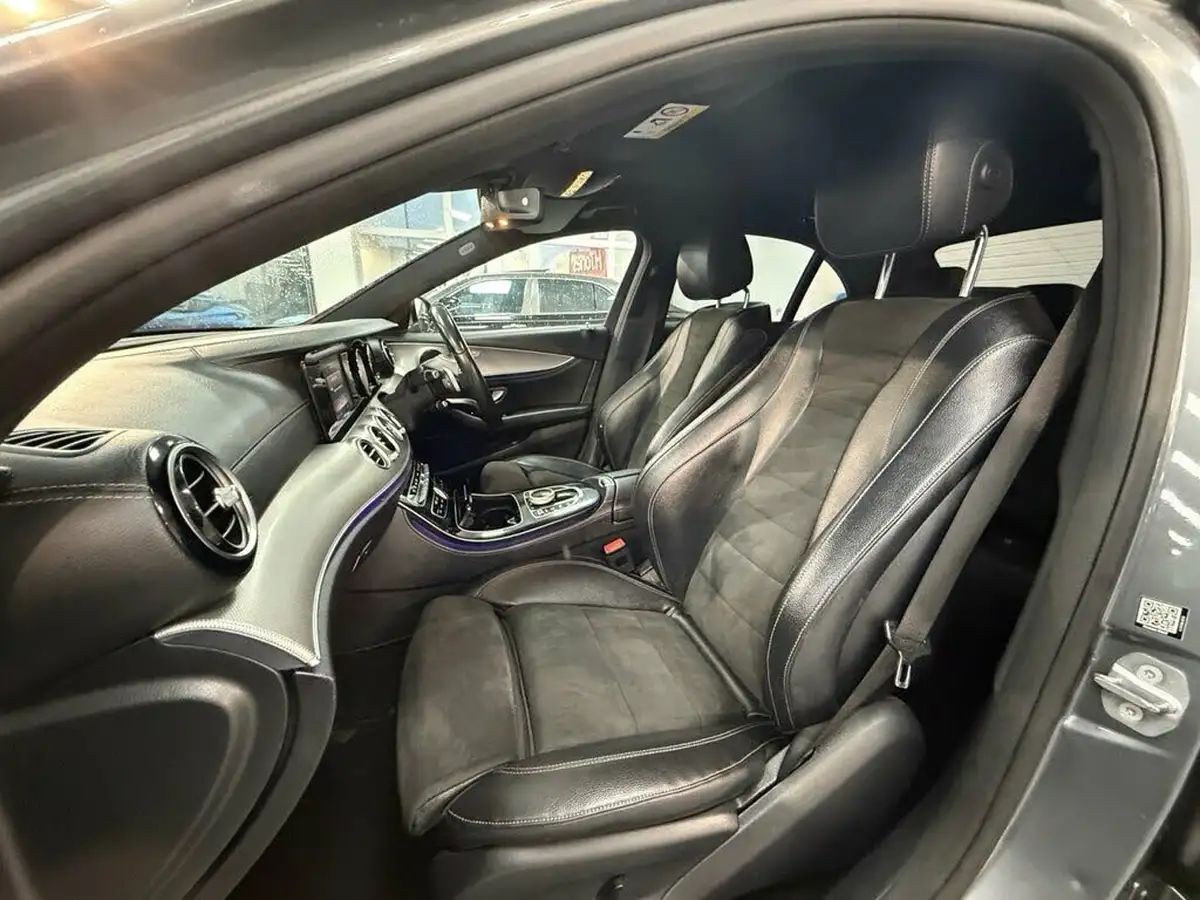 2016-mercedes-benz-e-class-20d-e220d-amg-line-ss-saloon-4d-big-14