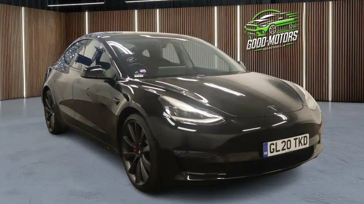 2020-tesla-model-3-e-performance-big-2
