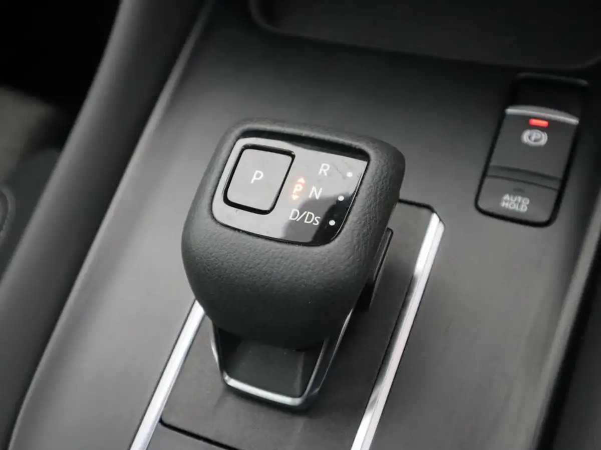 2023-nissan-qashqai-13-dig-t-n-connecta-160ps-auto-big-22