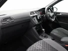 2021-volkswagen-tiguan-15-tsi-r-line-small-11