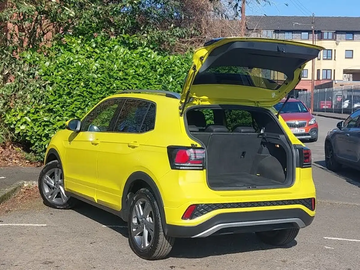 2024-volkswagen-t-cross-10-tsi-r-line-115ps-dsg-big-18