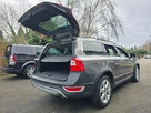 2011-volvo-xc70-30-t6-se-small-47