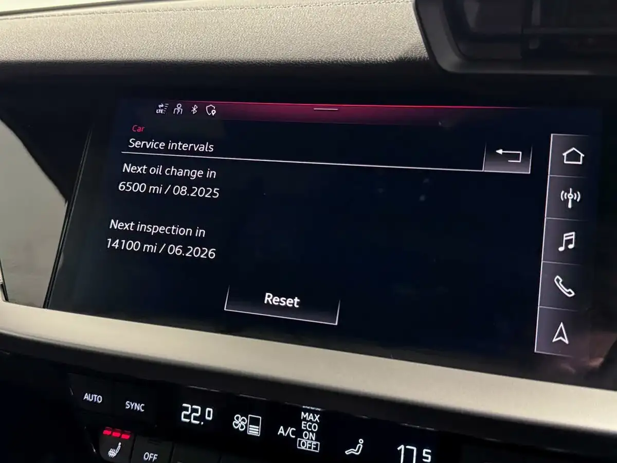 2022-audi-s3-20-tfsi-saloon-4d-big-51