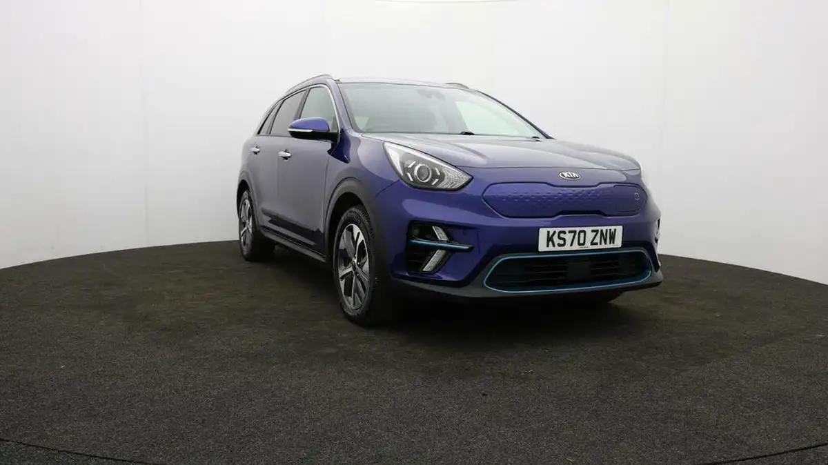 2021-kia-e-niro-ev-3-big-42