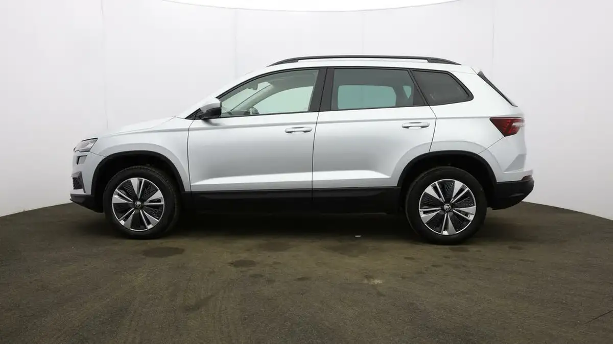 2022-skoda-karoq-10-tsi-se-drive-big-3