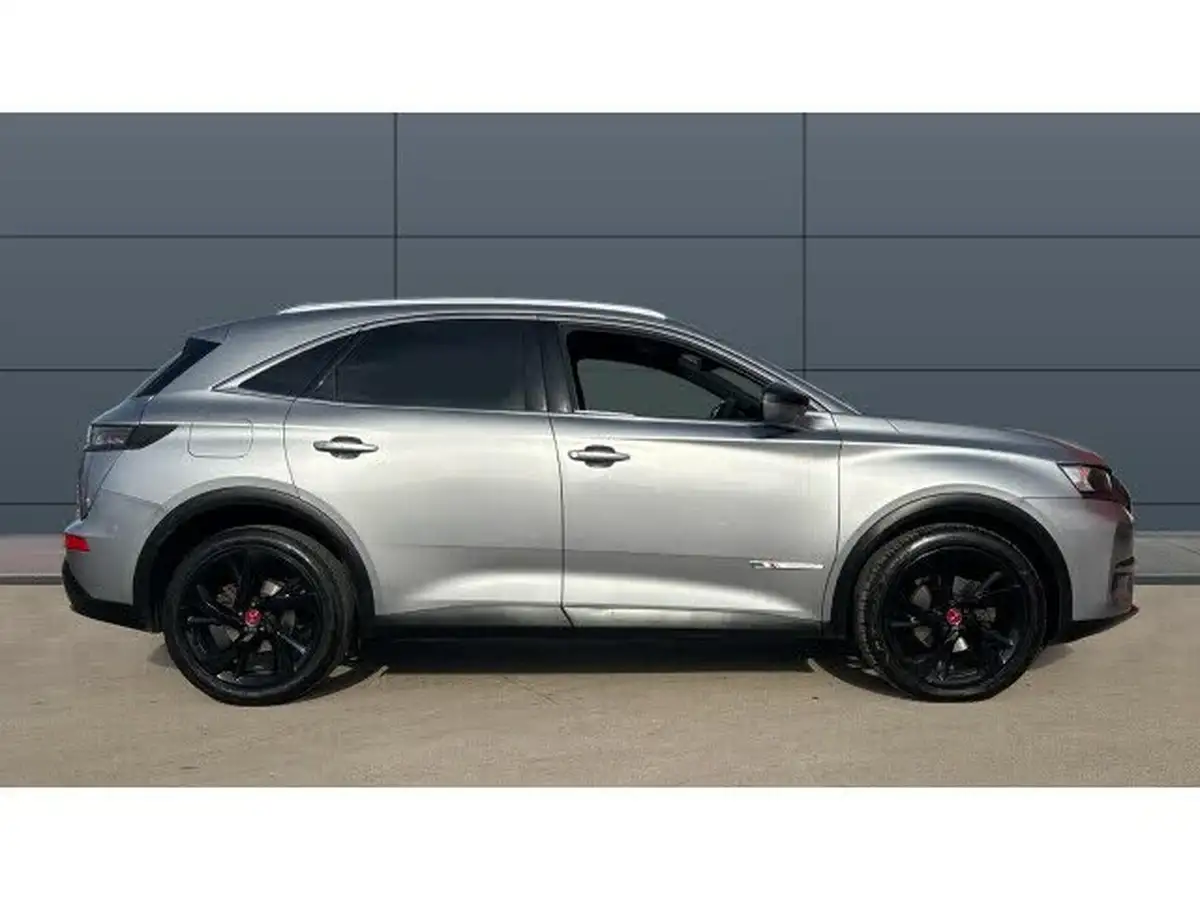 2020-ds-ds-7-crossback-20bluehdi-performance-line-big-4