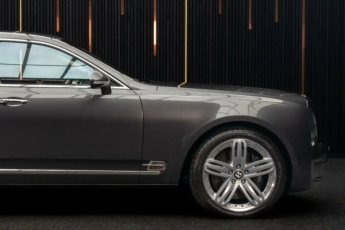 2012-bentley-mulsanne-675-big-18