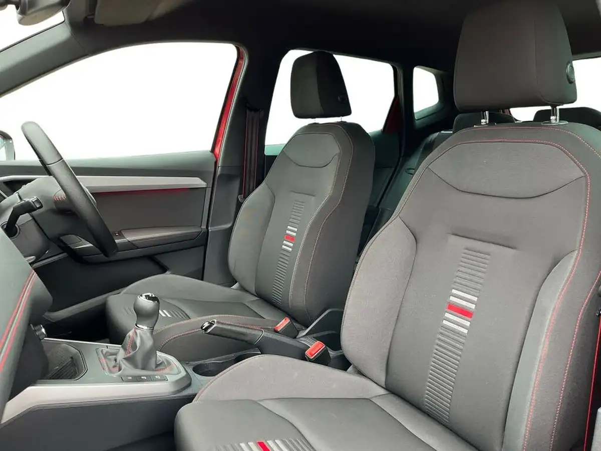 2021-seat-arona-10-tsi-fr-red-edition-big-8