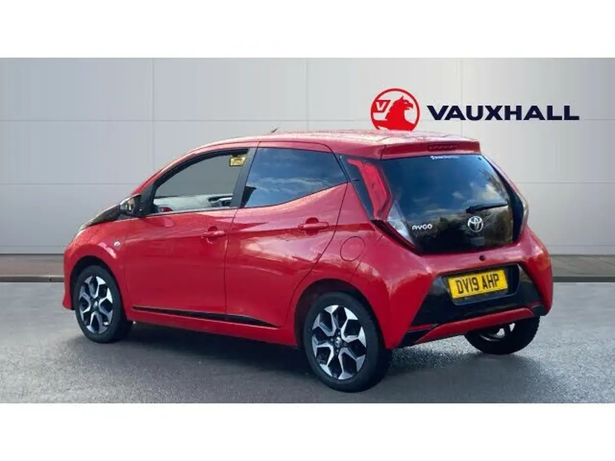2019-toyota-aygo-10-vvt-i-x-trend-big-1