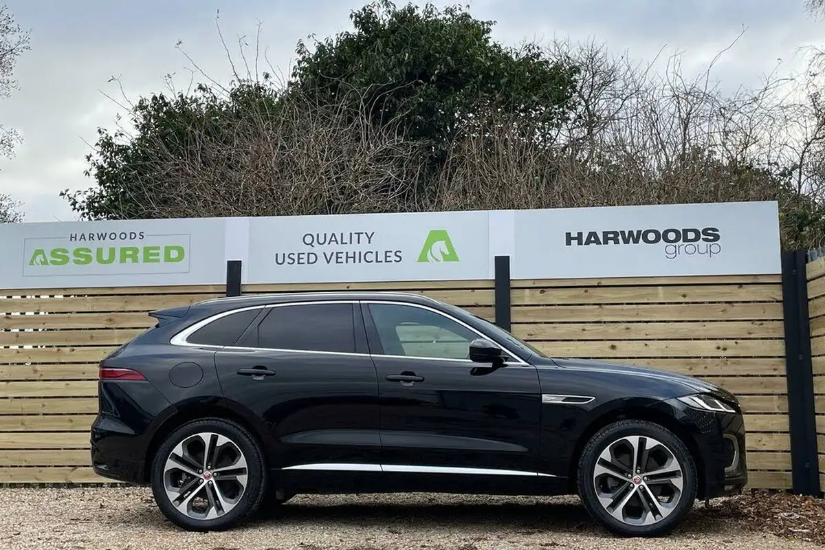 2022-jaguar-f-pace-20-p250-r-dynamic-hse-big-43