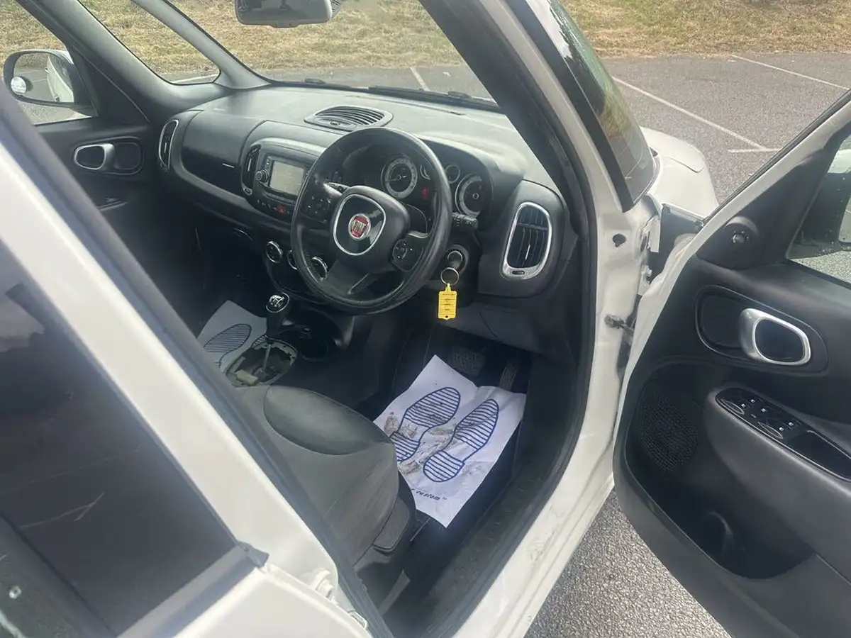 2013-fiat-500l-13td-lounge-dualogic-big-8