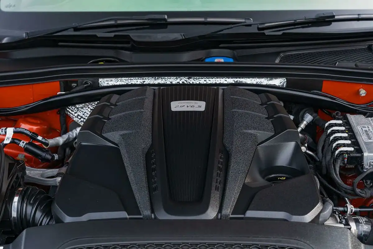 2022-porsche-macan-29-v6-s-big-8
