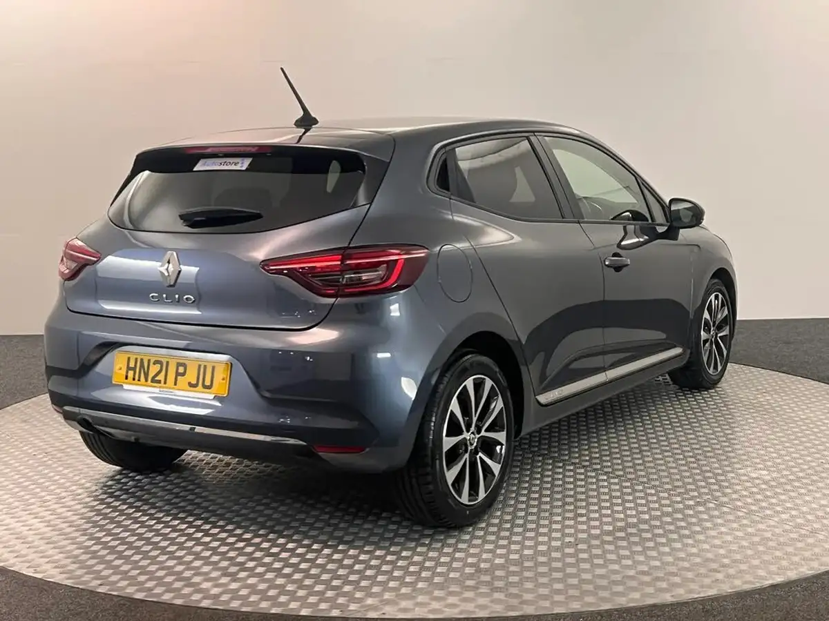 2020-renault-clio-10-sce-iconic-75bhp-big-9