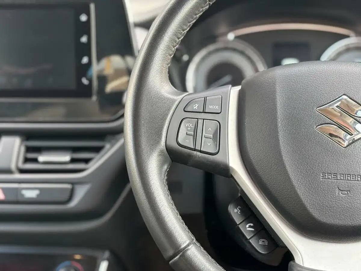 2023-suzuki-s-cross-14-boosterjet-motion-big-22