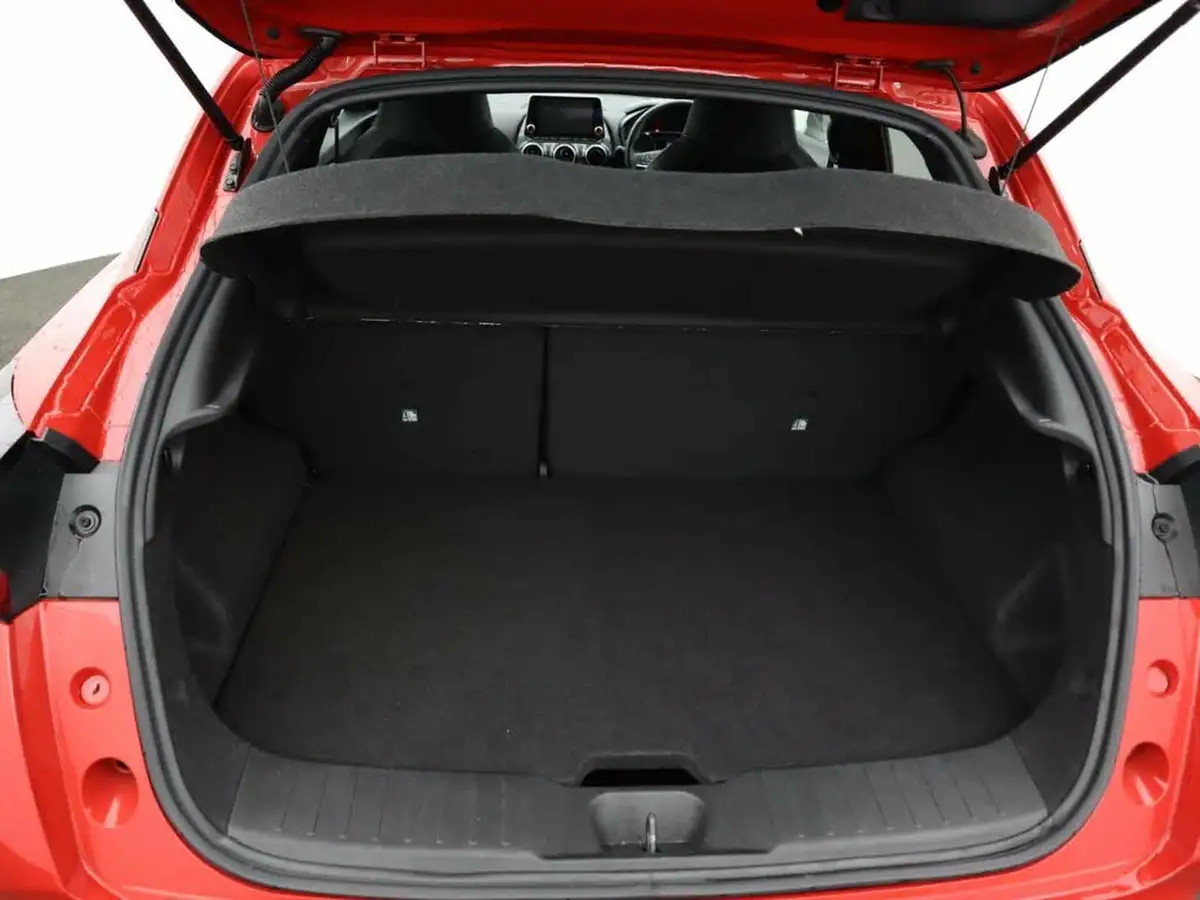 2024-nissan-juke-10-dig-t-n-connecta-dct-big-8