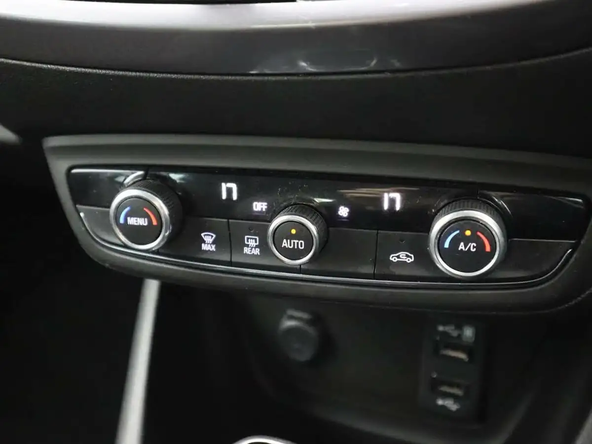 2019-vauxhall-crossland-x-12-elite-nav-130ps-turbo-ss-auto-big-18