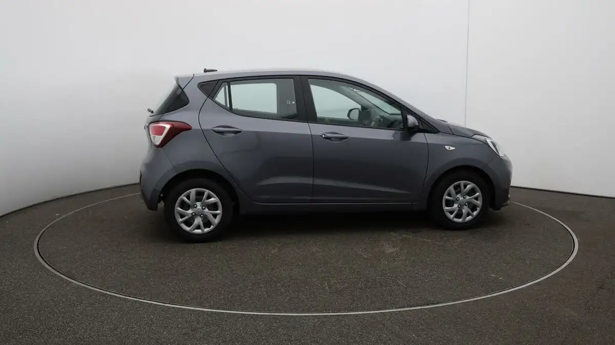 2019-hyundai-i10-10-se-67ps-big-39