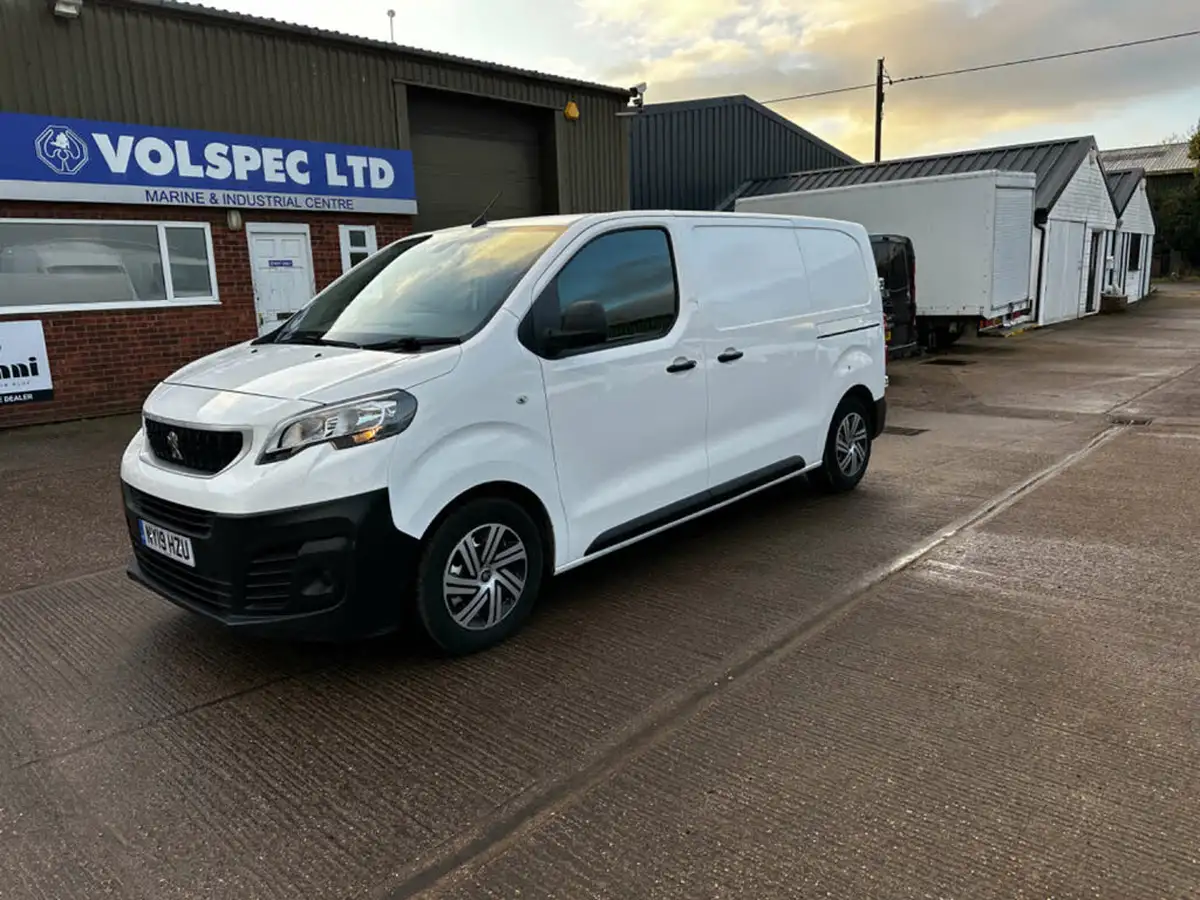 2019-peugeot-expert-16bluehdi-professional-standard-1000-95-big-2