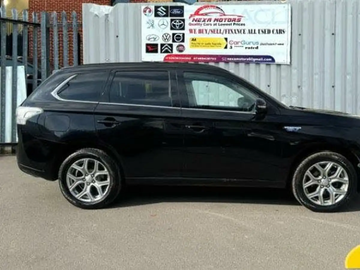 2015-mitsubishi-outlander-20-gx4h-big-22