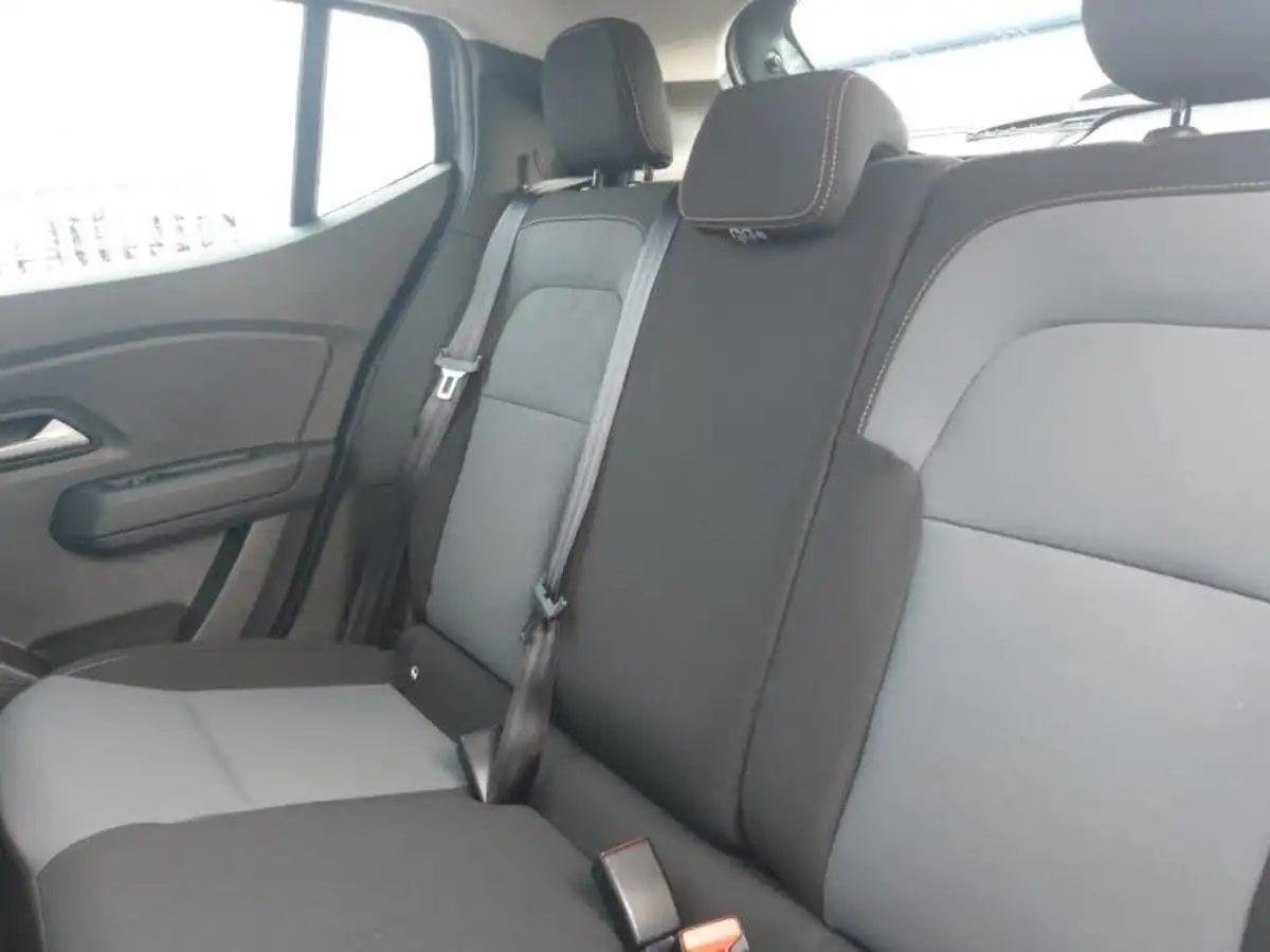 2023-dacia-sandero-stepway-10-tce-essential-90bhp-big-5