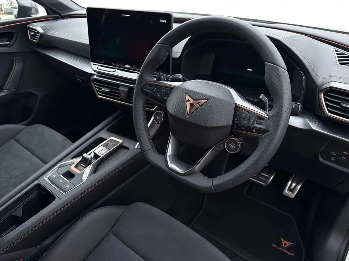 2024-cupra-leon-nf-15-etsi-v2-estate-big-6