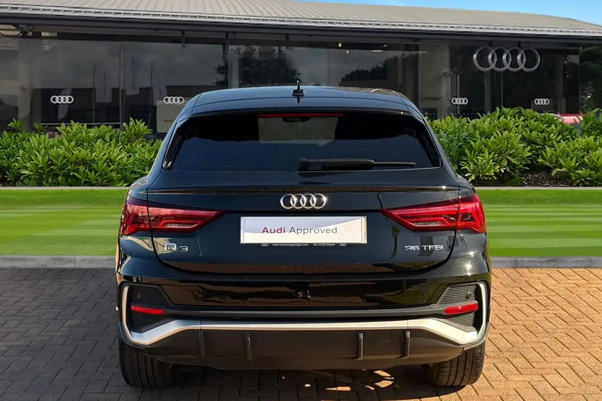 2022-audi-q3-15-35-tfsi-s-line-cod-sportback-big-3
