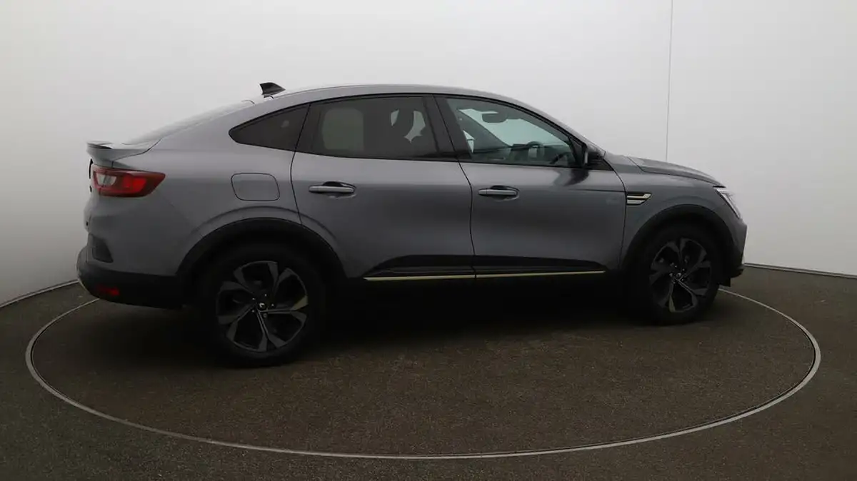 2023-renault-arkana-16-e-tech-engineered-big-42