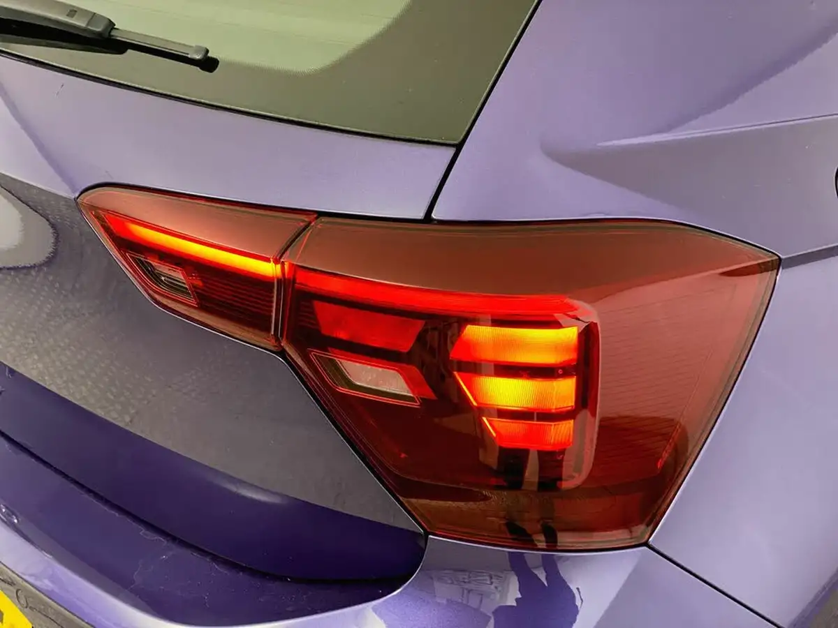 2022-volkswagen-polo-10-tsi-life-dsg-big-37