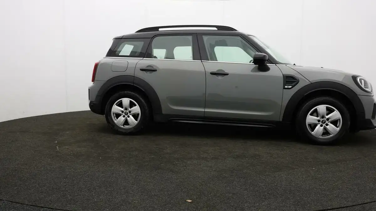 2021-mini-countryman-15-cooper-classic-all4-auto-big-32