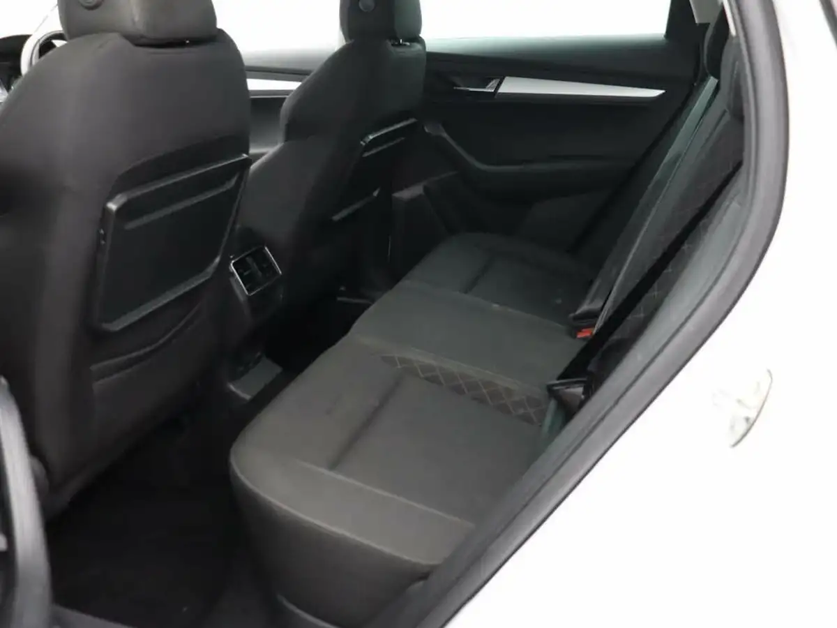 2020-skoda-karoq-15-tsi-se-big-9