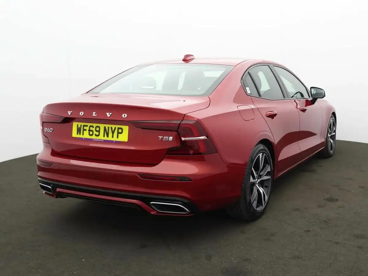 2019-volvo-s60-20-t5-r-design-plus-big-4