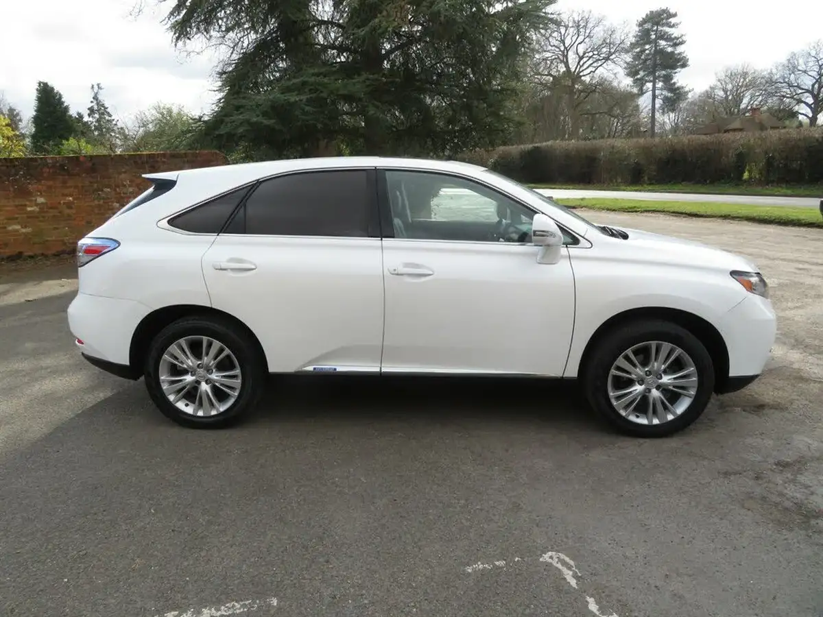 2010-lexus-rx-450h-35-se-l-big-0