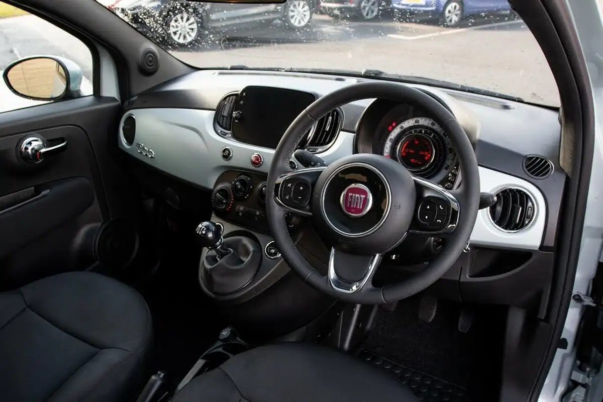2024-fiat-500-10-big-4