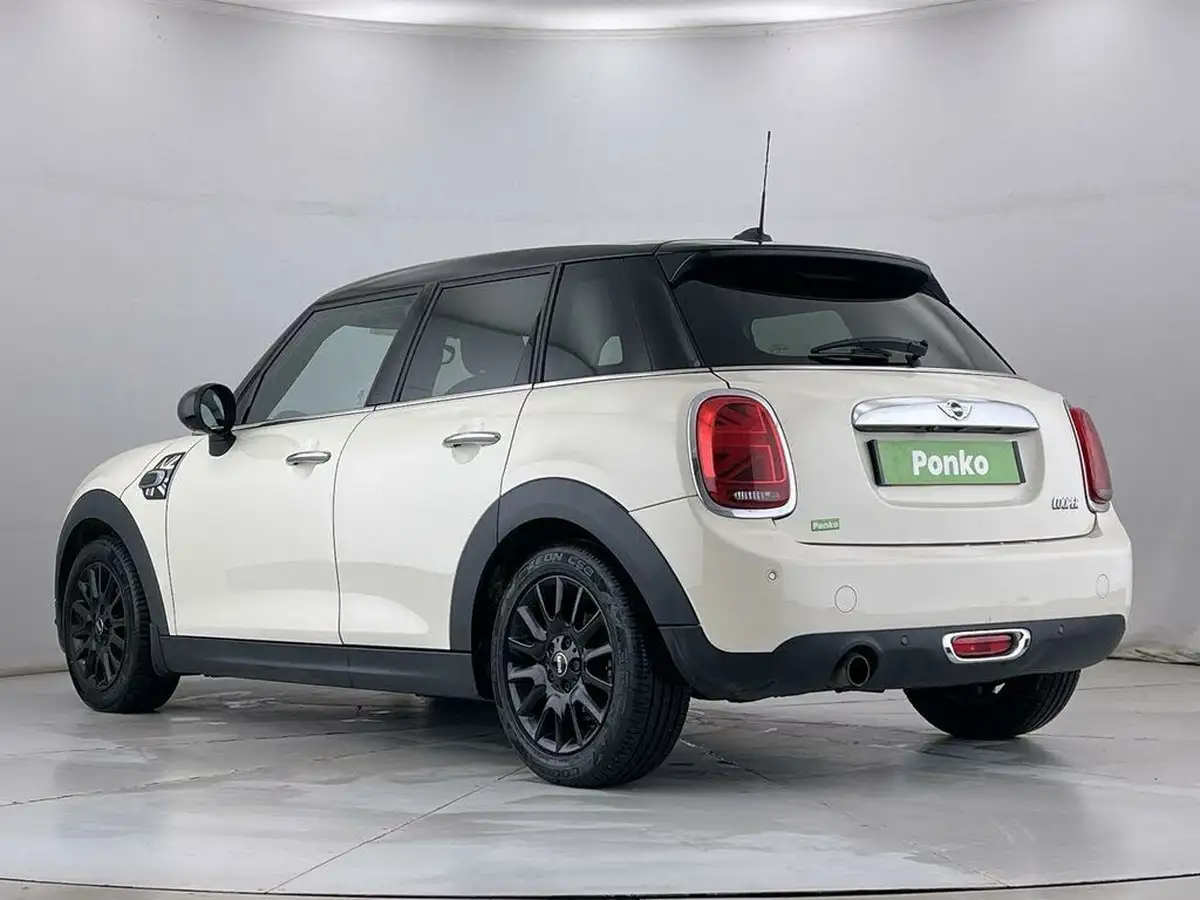 2014-mini-cooper-15-cooper-5d-auto-big-2