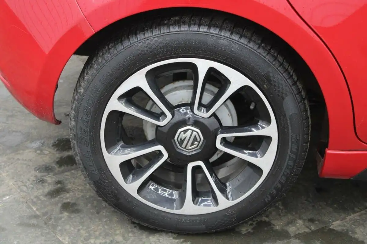 2016-mg-mg3-15-vti-tech-3style-ss-big-7