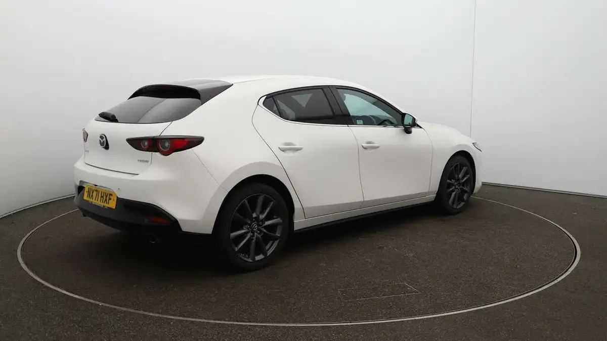 2022-mazda-mazda3-20-sport-lux-122ps-hatchback-5d-auto-big-45