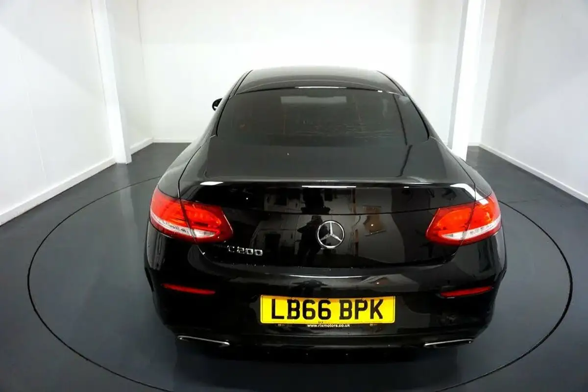 2016-mercedes-benz-c-class-big-6