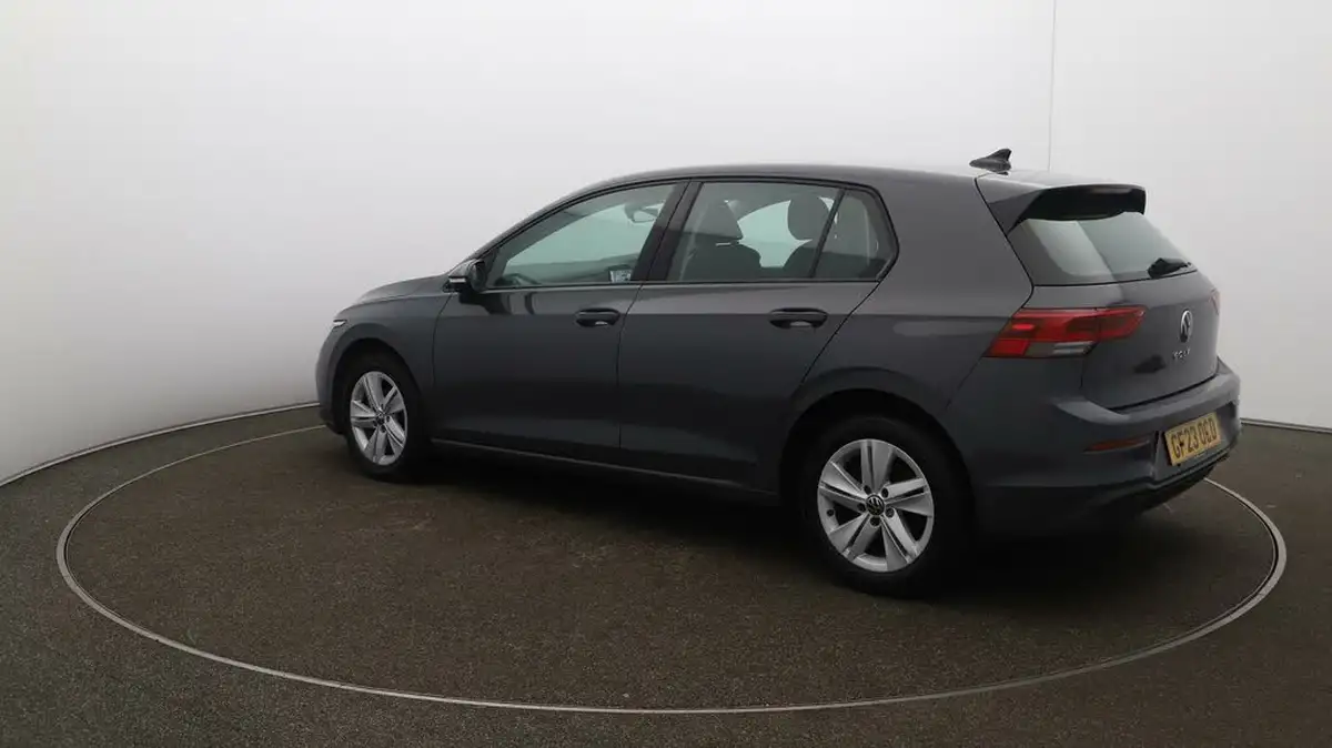 2023-volkswagen-golf-15-tsi-life-130ps-hatchback-big-54