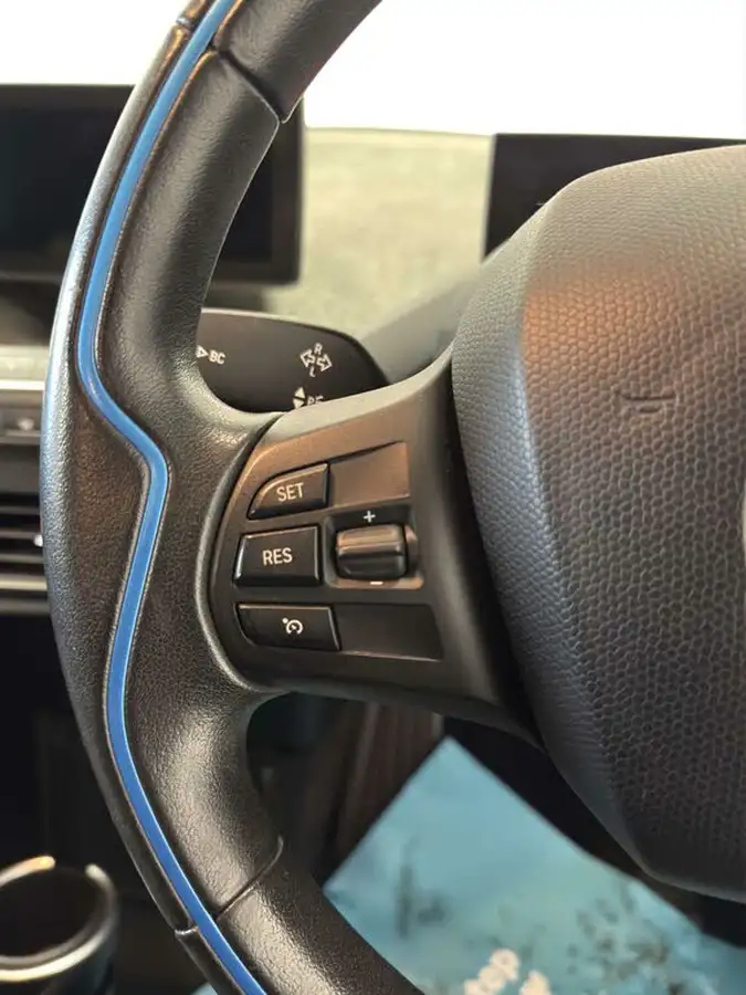 2014-bmw-i3-e-extended-range-big-18
