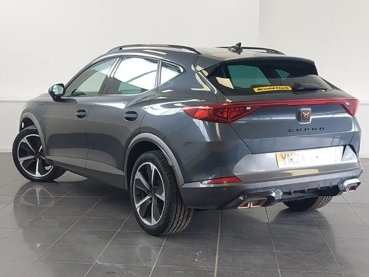 2024-cupra-formentor-14-e-hybrid-v1-big-1