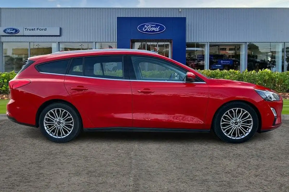 2020-ford-focus-15t-titanium-x-estate-auto-big-2