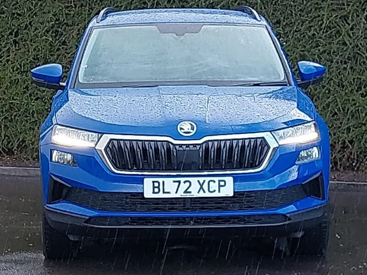 2023-skoda-karoq-10-tsi-se-drive-big-18
