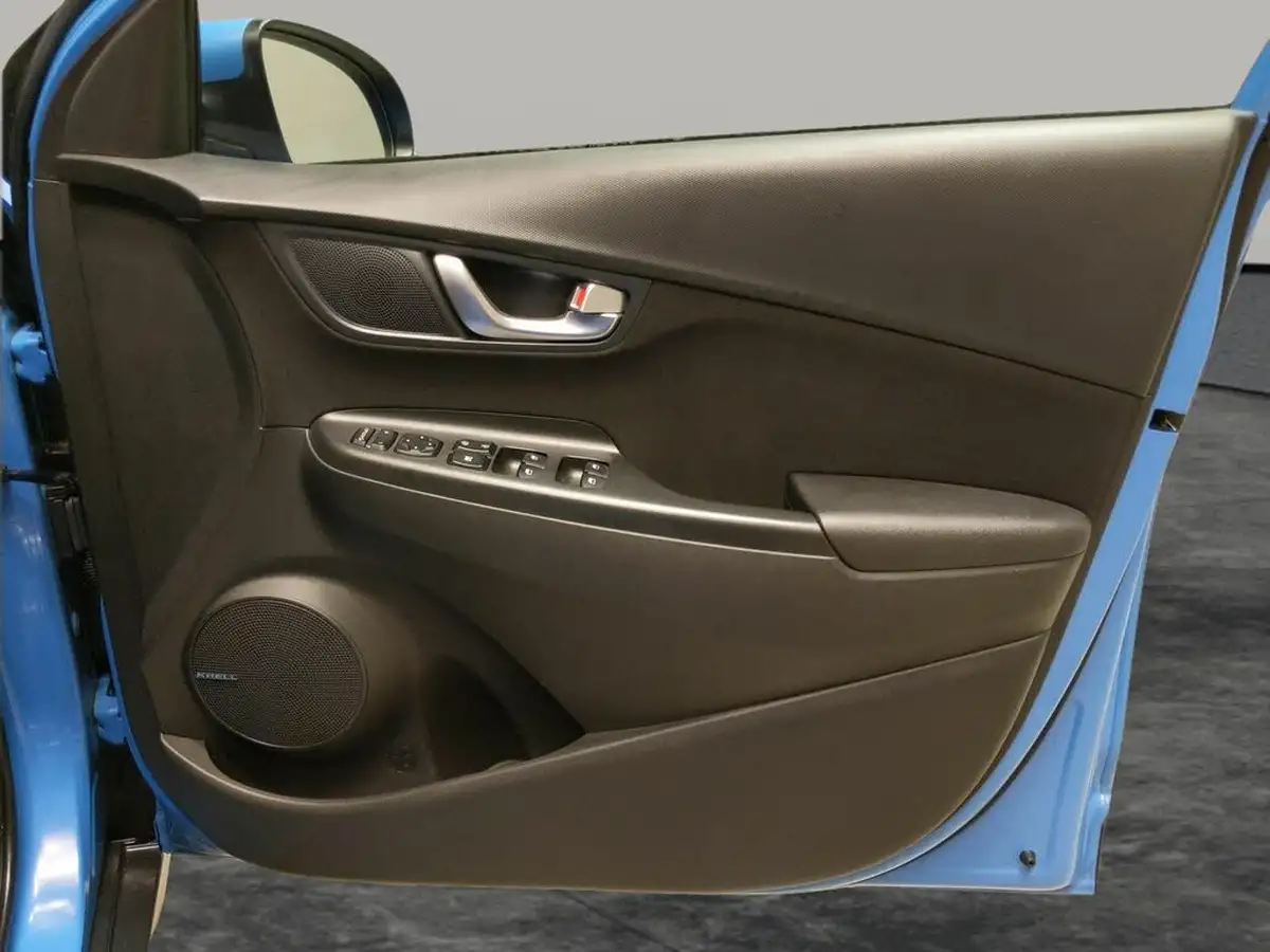 2021-hyundai-kona-10-t-gdi-premium-48-volt-mhev-big-35