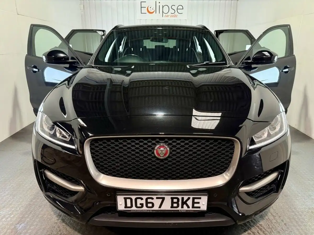 2017-jaguar-f-pace-20-i4d-r-sport-180ps-awd-ss-auto-big-7