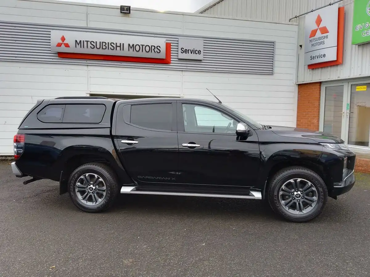 2021-mitsubishi-l200-22di-d-barbarian-x-big-6