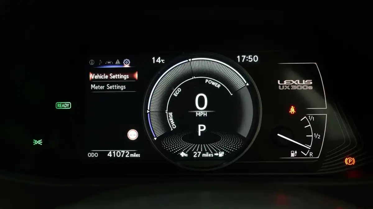 2021-lexus-ux-300e-e-ux-big-9